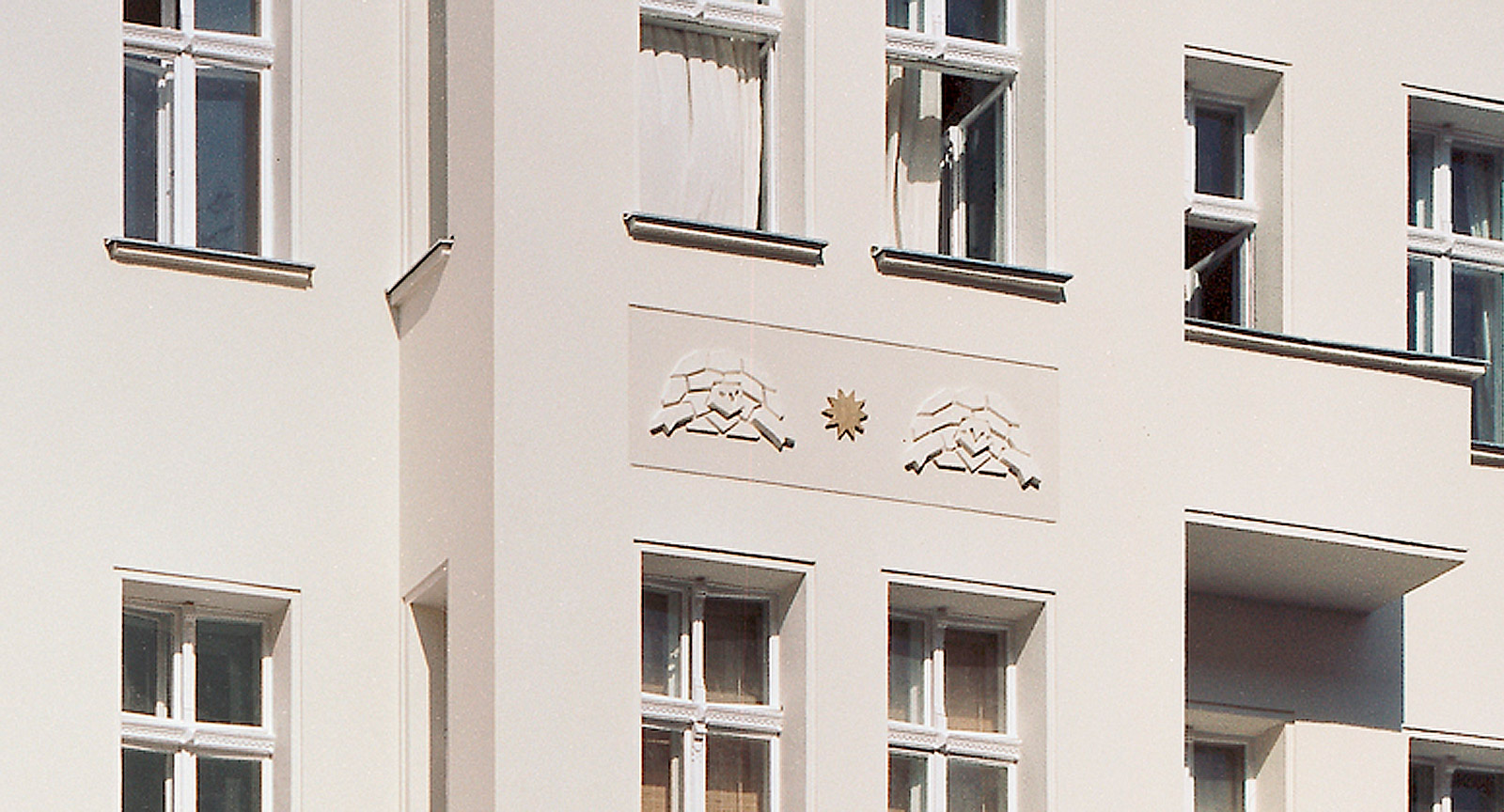 Wohnhaus Dietrich-Bonhoeffer-Straße 18, Berlin-Prenzlauer Berg